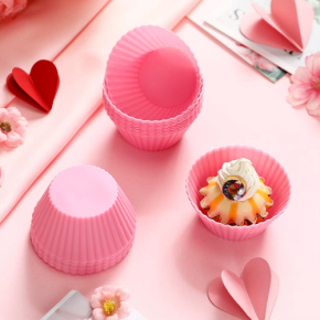 Multi-color Food-grade Reusable Silicone Muffin Padded Cake Baking Mold Cup