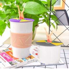 Creative Silicone Cup Lid with Airtight Seal & Leak-Proof Design