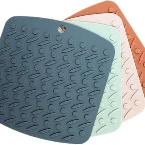 Thickened square silicone dining table mat, heat-insulating, non-slip and waterproof mat for bowls, dishes and cups, draining mat, kitchen air fryer mat