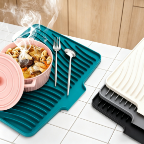 New Silicone Drain Mat with Guided Opening & Sloped Design, Simple Dish Drying Mat & Heat Insulation Pad