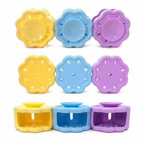 Flower Shaped Silicone Aromatherapy Diffuser, Portable Hanging Essential Oil Diffuser with Lanyard, Breathable Scent Diffuser for Car Bag Wardrobe