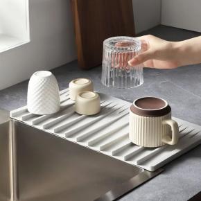Kitchen Sink Eco-Friendly Silicone Draining Mat Bar Counter Storage Water-Diverting Pad Bathroom Vanity Splash Guard Dish Drying